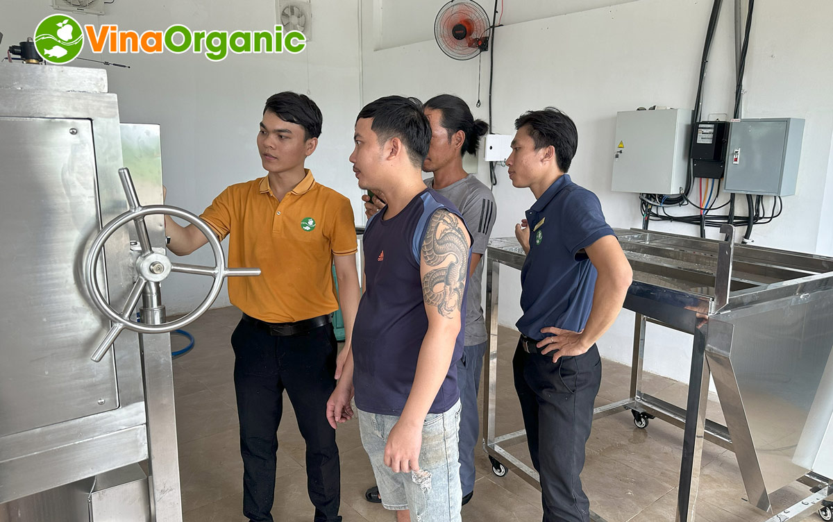 VinaOrganic bàn giao dây chuyền chuối chiên chân không tại Bình Dương, nâng tầm nông sản Việt, mở rộng thị trường. Tư vấn 0975.299798.