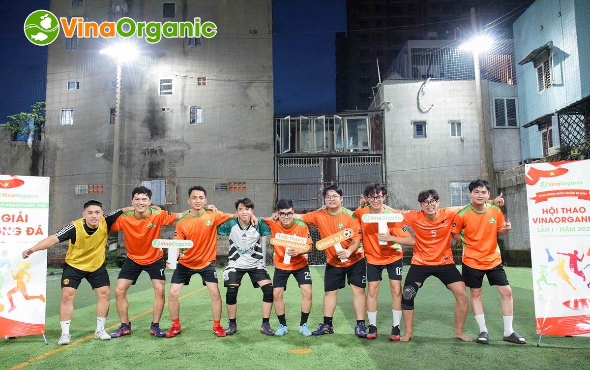 Khép lại Giải bóng đá Nam & Nữ - Hội Thao VinaOrganic 2025, đầy sôi động và nhiệt huyết khi có sự tham gia tất cả CBNV ở các phòng ban