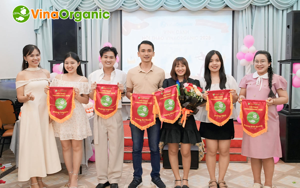 Vừa qua đã khép lại một không khí ấm cúng và đầy ý nghĩa tại buổi lễ bế mạc Hội thao VinaOrganic 2025 lần 1, đánh dấu một mùa giải thành công