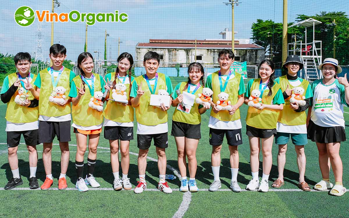 VinaOrganic lại tiếp tục trở lại đường đua với môn thi Kéo co và ba môn phối hợp - một trong những môn thi của chuỗi hội thao VinaOrganic.