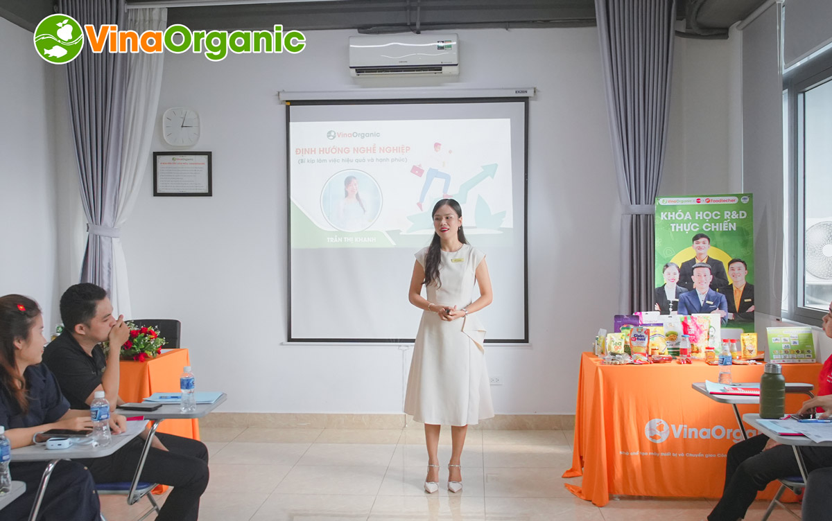 Tháng 10 vừa qua, VinaOrganic đã tổ chức thành công Khoá học R&D thực chiến với sự tham gia đông đảo của các học viên.