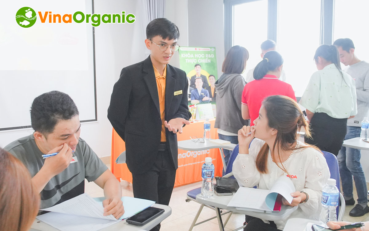Tháng 10 vừa qua, VinaOrganic đã tổ chức thành công Khoá học R&D thực chiến với sự tham gia đông đảo của các học viên.