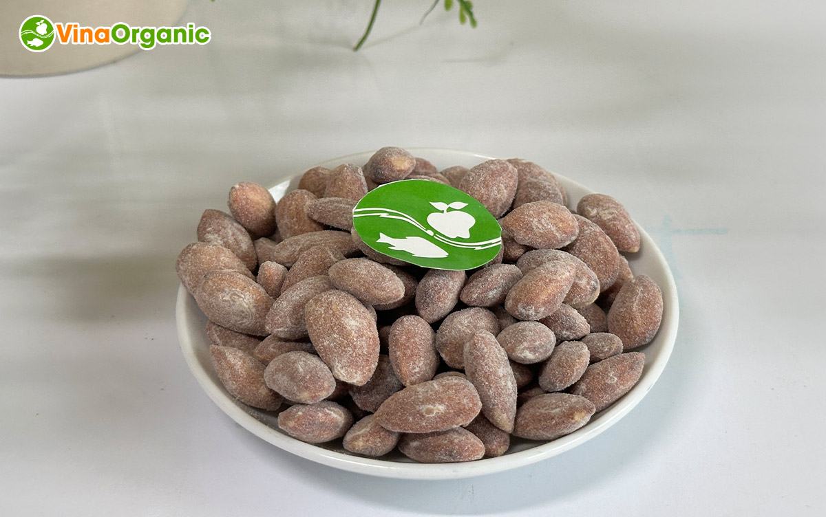 VinaOrganic chuyển giao công nghệ Hạnh nhân bơ mật ong, béo ngậy, giòn rụm thơm ngon Liên hệ Hotline/Zalo 0938299798 – 0975299798.